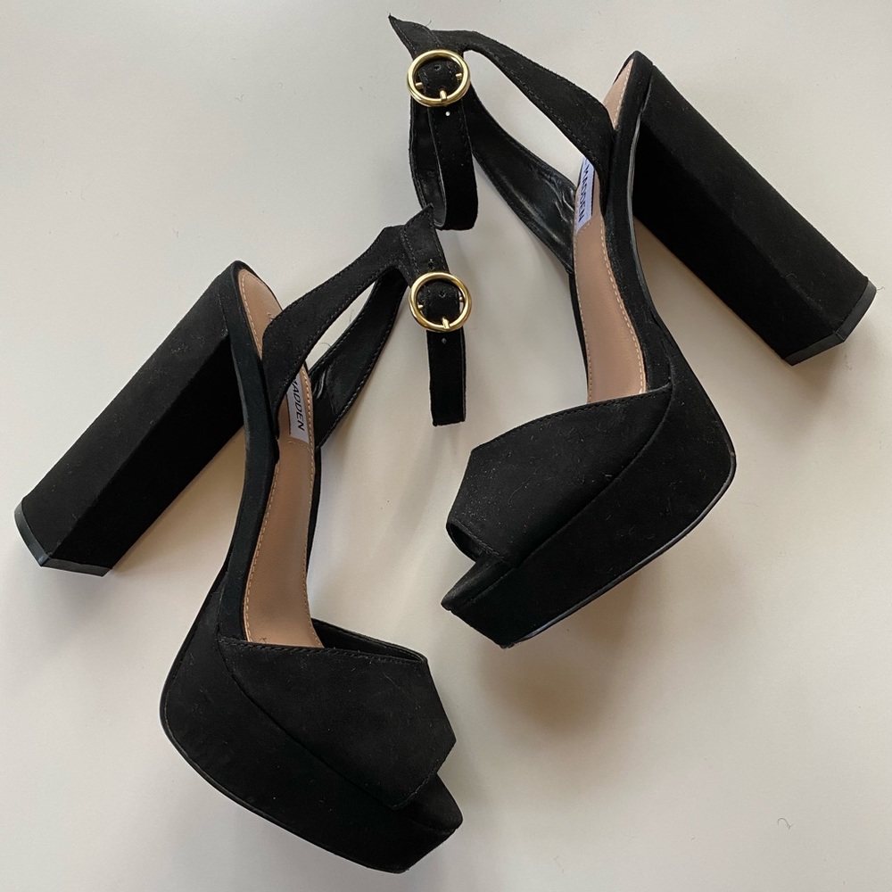 Steve Madden black heel size 7